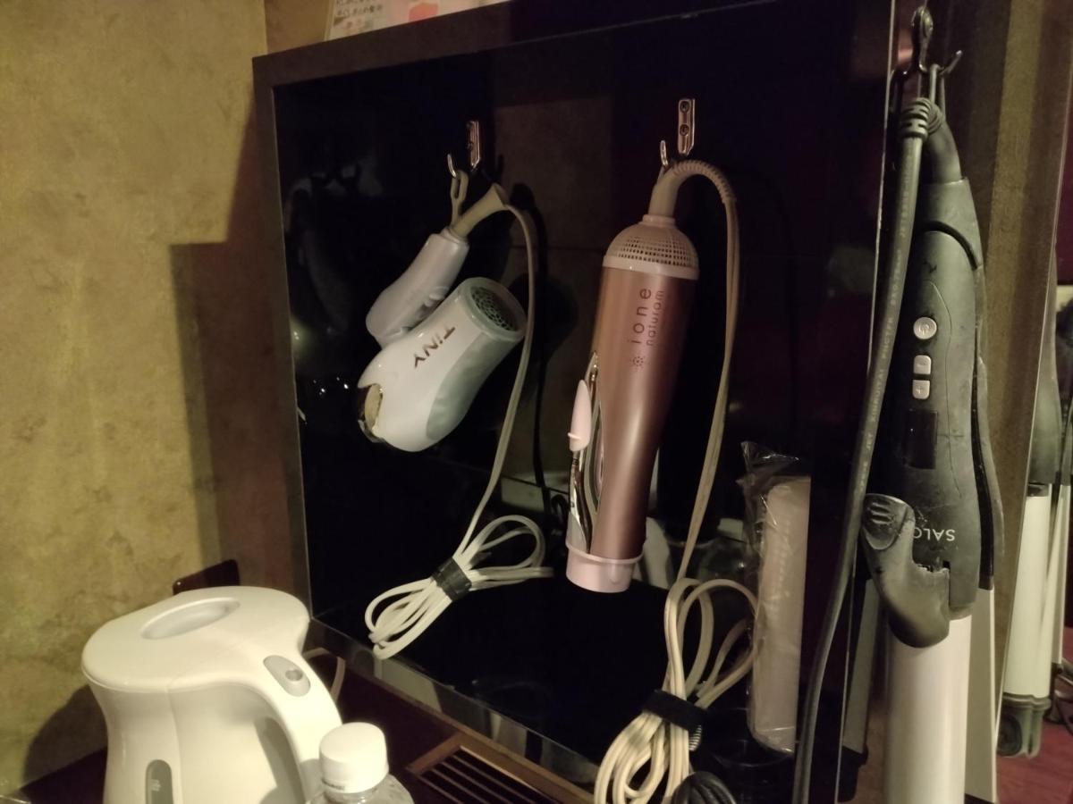 ホテル ベニ ウエスト 大人専用 Осака Екстер'єр фото