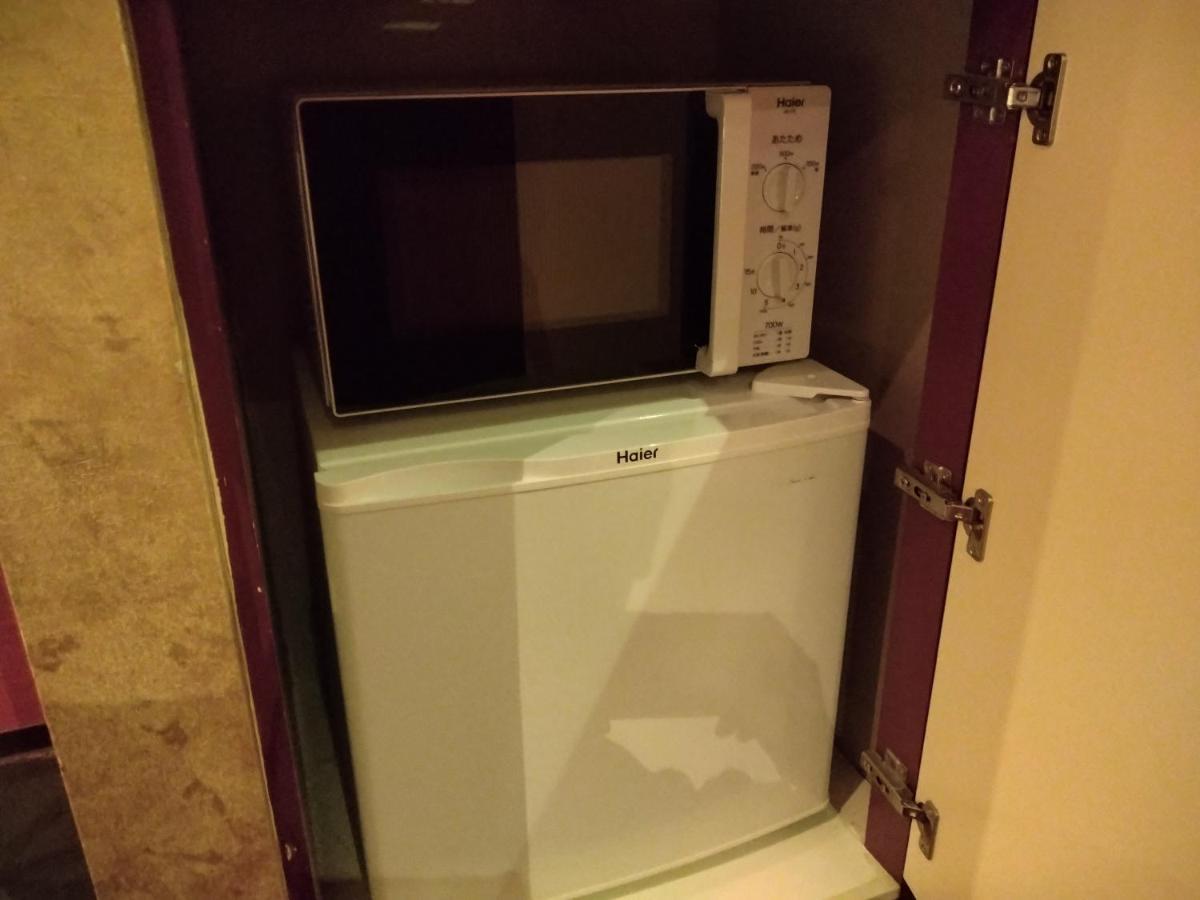 ホテル ベニ ウエスト 大人専用 Осака Екстер'єр фото